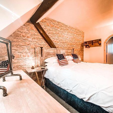 The Loft At Riverside Suites Бриджнорт Екстериор снимка