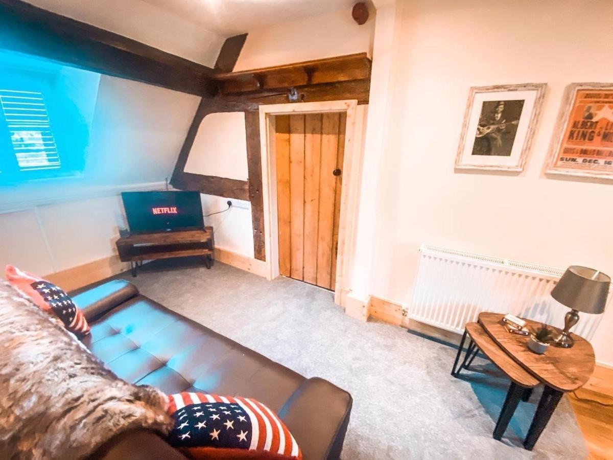 The Loft At Riverside Suites Бриджнорт Екстериор снимка